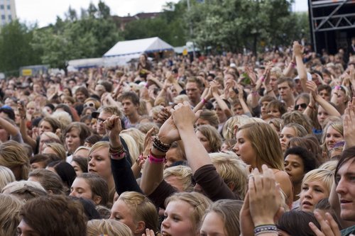 Festival Crowd At Peace Love 1432342.jpg